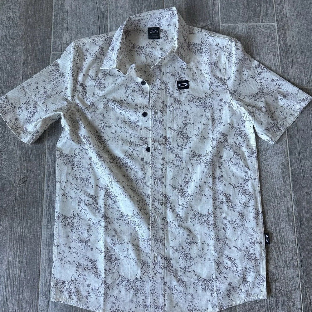 Oakley White Patterned Men's Shirt